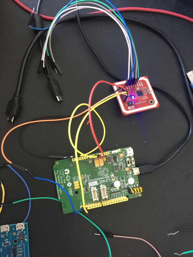 Atrium lock prototype using LinkIt ONE